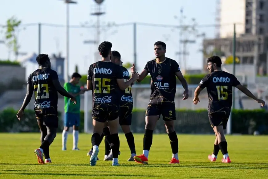 تدريبات بدنية للاعبي الزمالك خلال معسكر الفريق المغلق ببرج العرب