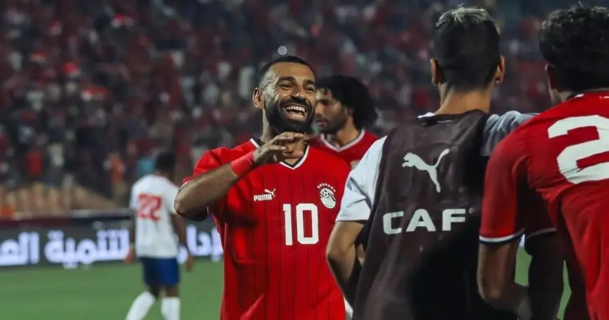 محمد صلاح يحتفل بهدف في مباراته المئوية مع منتخب مصر