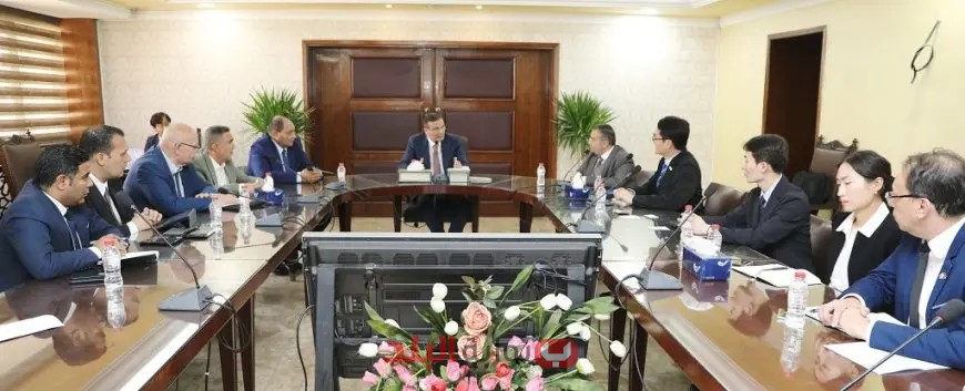 وزير الزراعة يستعرض خطة جديدة مع شركات كورية للاستثمار في صناعة لقاحات الدواجن في مصر!
