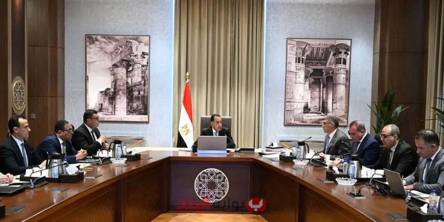 رئيس الوزراء يفاجئ الجميع بآخر مستجدات تطوير مطار إمبابة ومنطقة عزيز عزت!