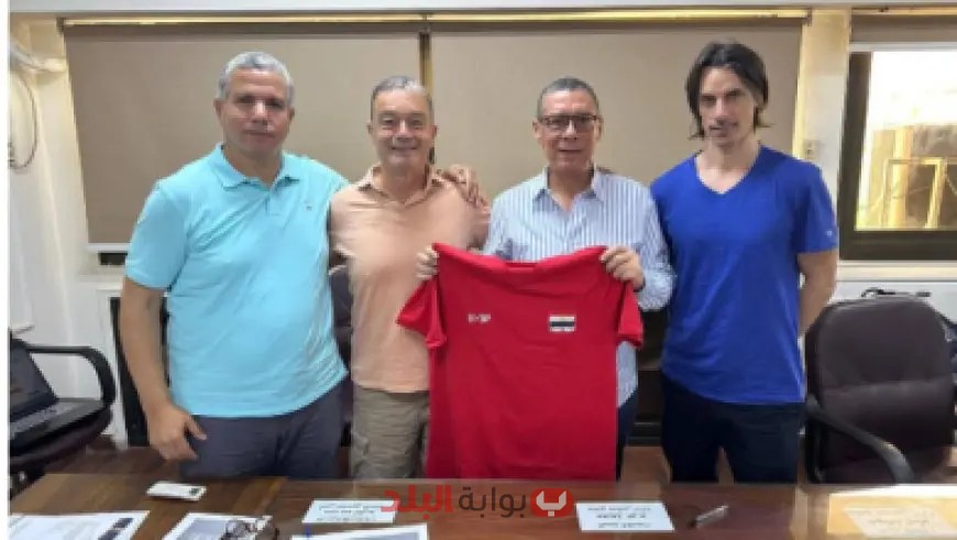بالصور: نجوم النادي الأهلي ينعون فقدان أخ شقيق الكابتن محمود الخطيب
