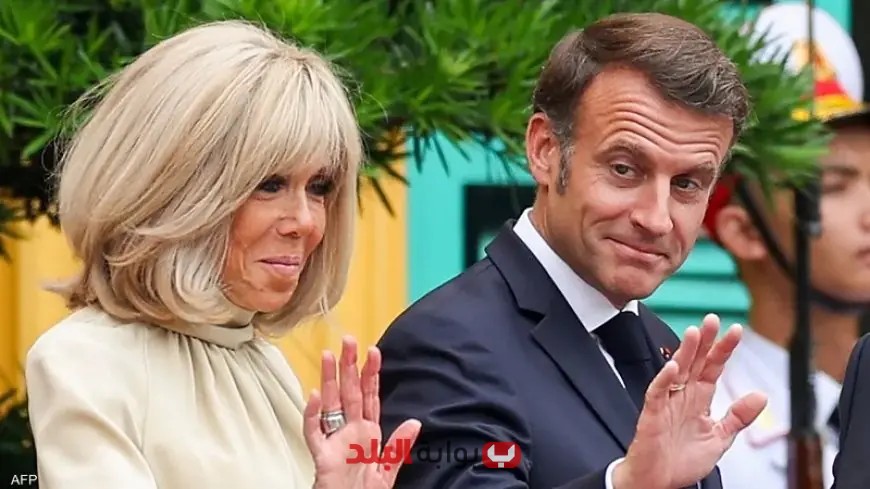 ماكرون يكشف عن حقيقة الصفعة بينه وبين زوجته في هذا التعليق الصادم!