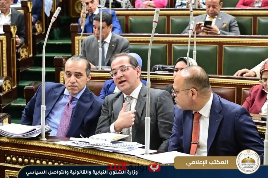 عاجل: الحكومة تكشف عن زيادة راتبية للموظفين بقيمة 700 جنيها مع حافز خاص!