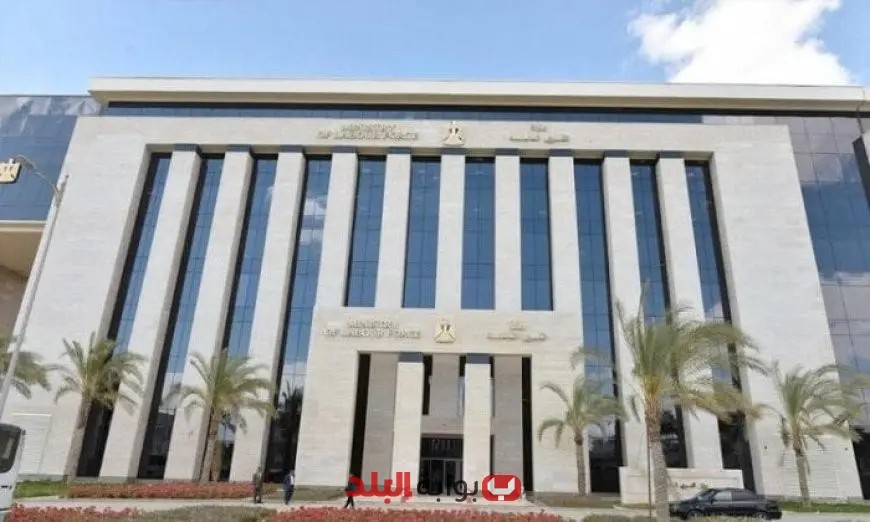 فرص عمل جديدة للشباب في الأردن براتب 350 دينارًا: تعرف على التخصصات المطلوبة من وزارة العمل!