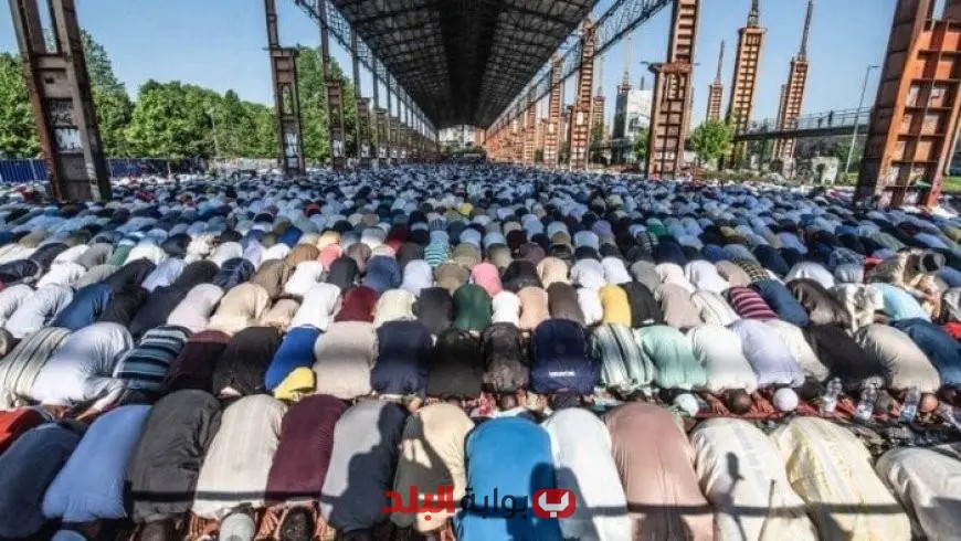 مئات الآلاف من المسلمين يحتشدون في إيطاليا لأداء صلاة عيد الأضحى المبارك