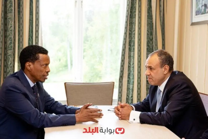 وزير الخارجية يلتقي مستشار الأمن القومي الصومالي لتعزيز العلاقات الثنائية بين الدولتين