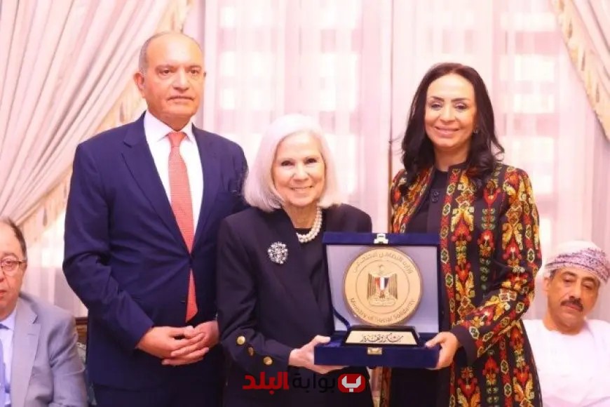 وزيرة التضامن تكرم السفيرة هيفاء أبو غزالة لدورها البارز في تعزيز العمل الاجتماعي العربي