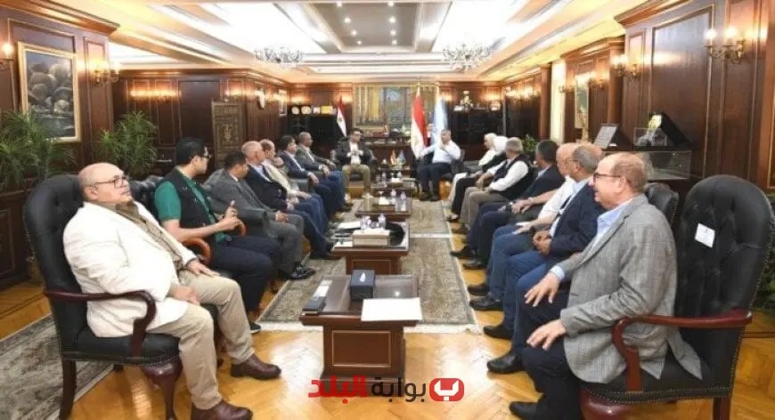 “اجتماع هام بين وزير الإسكان ومحافظ الإسكندرية لمناقشة تقدم المشروعات المشتركة”