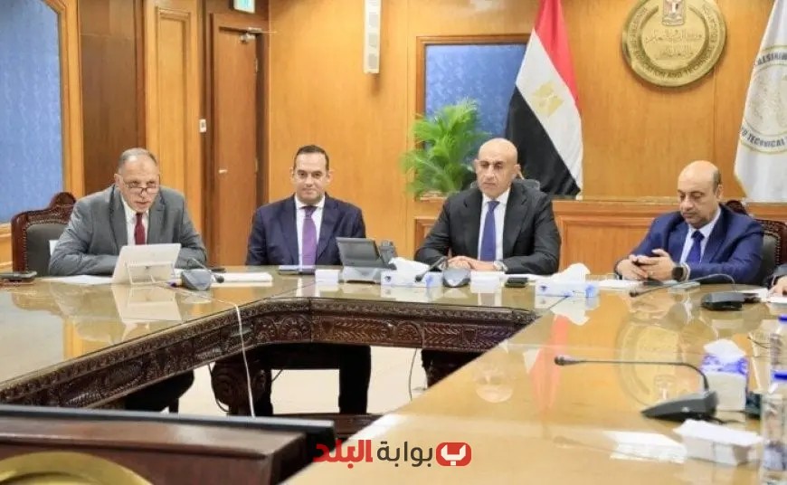 “وزير التعليم يأمر بتكثيف الجهود لضمان سير الامتحانات بسلاسة وانتظام”