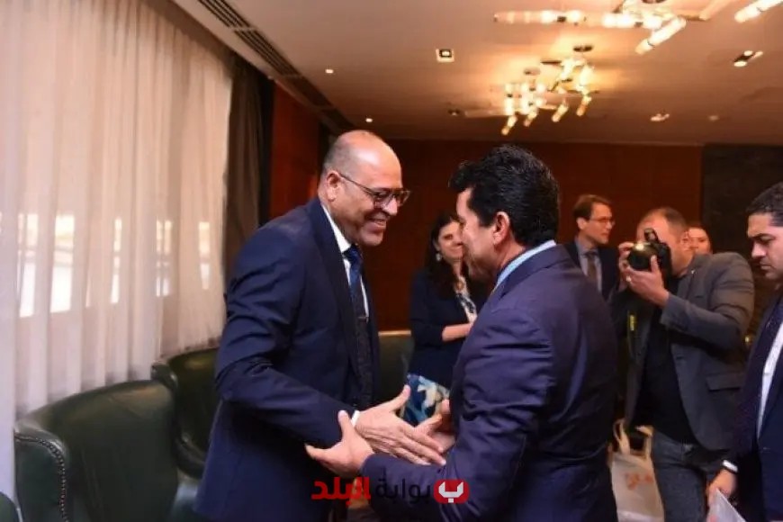 وزير العمل يتألق في احتفالية برنامج «مشواري» ويعزز التوجهات المستقبلية!