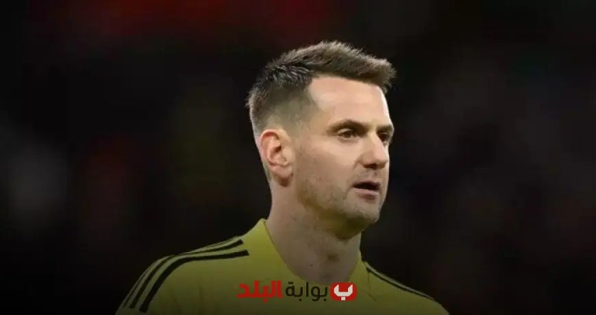 مانشستر يونايتد يمدد عقد الحارس توم هيتون لعام إضافي: تفاصيل الصفقة وأثرها على الفريق