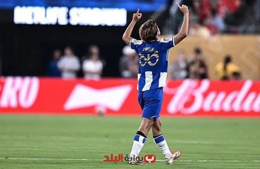 “تعادل مثير 3-3 بين بورتو والأهلي في دقائق مجنونة بالمونديال – شاهد الفيديو!”