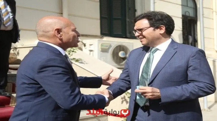“وزير الثقافة يجتمع مع محافظ القاهرة لاستعادة المكانة الثقافية للعاصمة وتعزيز التعاون المشترك”