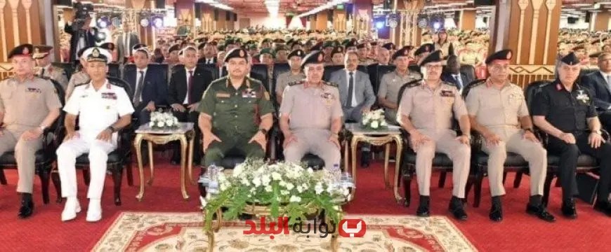 الفريق أحمد خليفة يحتفل بتخرج دفعات جديدة من الأكاديمية العسكرية للدراسات العليا