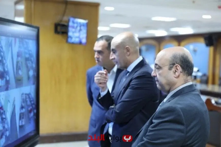 وزير التعليم يراقب أداء امتحانات الثانوية العامة 2025 من غرفة العمليات برفقة فريقه