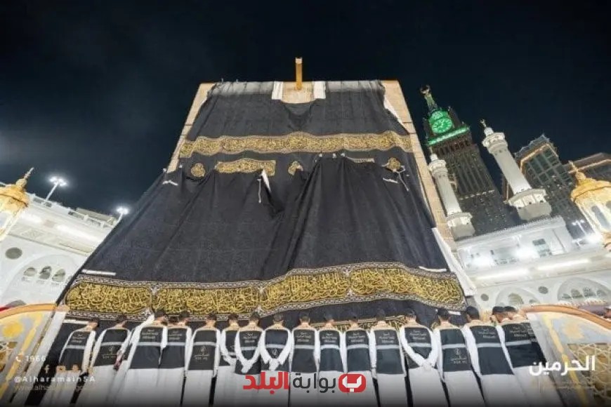عام هجري جديد: اكتشفوا مشاهد مذهلة لتثبيت كسوة الكعبة من جميع الجهات (صور)