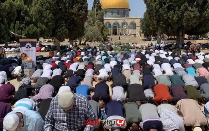 45 ألف مصلي يؤدون صلاة الجمعة في المسجد الأقصى: توافد جماهيري كبير ومشاعر روحانية عالية