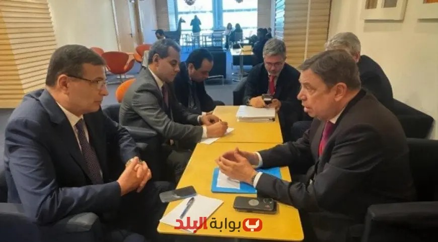 وزير الزراعة يناقش تعزيز التعاون الزراعي مع نظيره الإسباني لدعم العلاقات بين البلدين