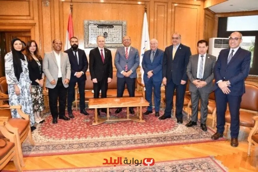 السفير البلغاري يقوم بزيارة جامعة حلوان لتعزيز التعاون الأكاديمي وتفعيل التبادل الثقافي