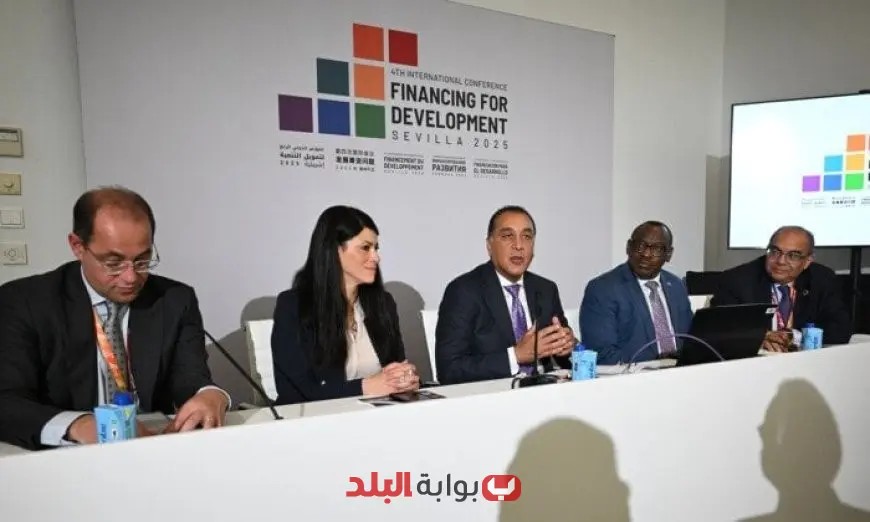 رئيس الوزراء يؤكد: عزم الحكومة على إيجاد حلول فعالة للتغلب على أزمة الديون