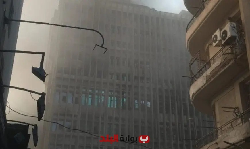 إرسال 17 سيارة إسعاف لمواجهة حريق ضخم في سنترال رمسيس