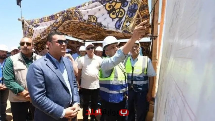 وزير الإسكان يزور محطة تنقية مياه الشرب الجديدة ويستعرض محاور الطرق بالسادات