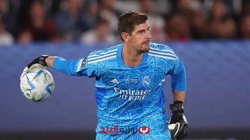 تيبو كورتوا يوقع عقده الجديد مع ريال مدريد: استمرار الحراسة القوية للفريق!