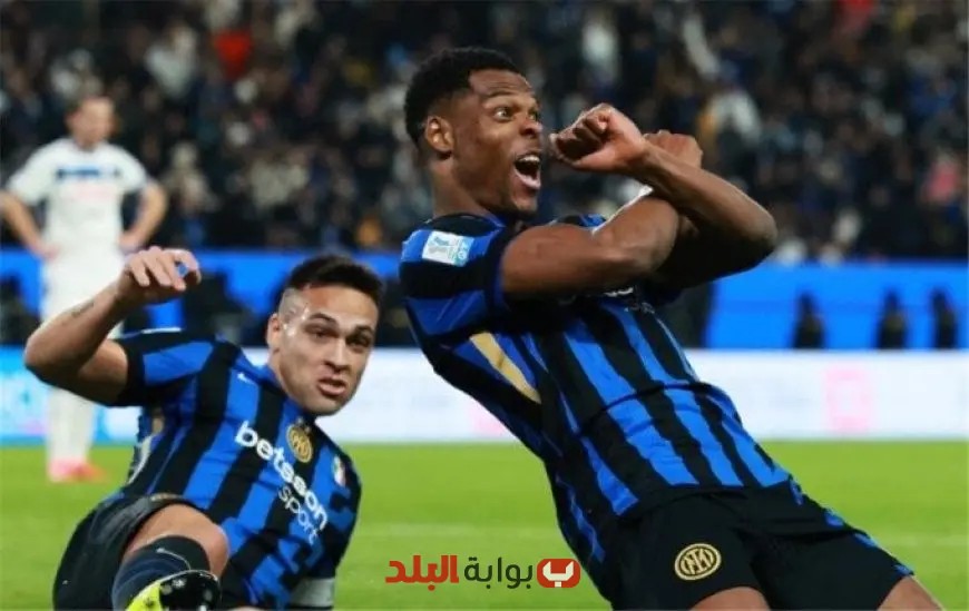 برشلونة تتواصل مع وكلاء دومفريس للبحث عن ضمه وإنتر ميلان يرد!