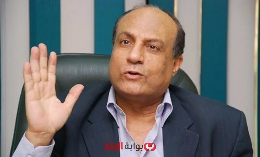 “نجيب جبرائيل يكرم أبطال الداخلية بعد القبض على عناصر «حسم» الإرهابية بتقديم درع المنظمة”