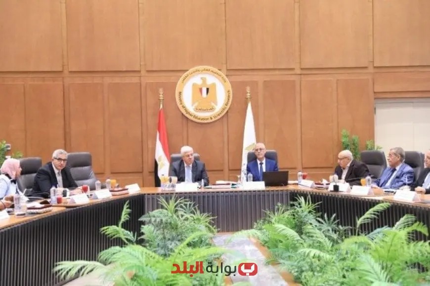 “فرصة ذهبية: قبول طلاب الثانوية الأزهرية والفنية والمعاهد المتوسطة في الجامعات الأهلية 2025 – 2026”