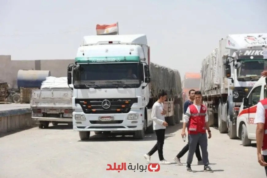 166 شاحنة مساعدات تدخل غزة عبر معبري زكيم وكرم أبو سالم: تغطية خاصة من القاهرة الإخبارية