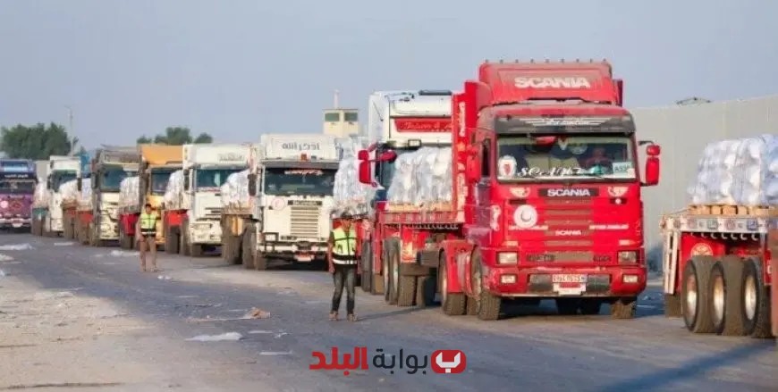 “قافلة مساعدات مصرية محملة بـ 1200 طن من المواد الغذائية تدخل قطاع غزة عبر كرم أبو سالم”