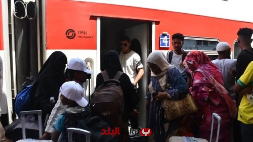 بدء تشغيل القطار الثاني لعودة الأشقاء السودانيين إلى وطنهم بسهولة | صور