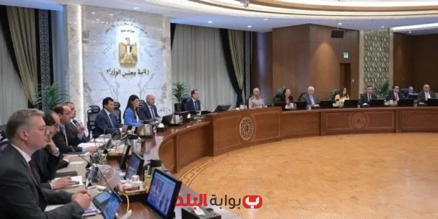 مصر تستقبل عروضاً خليجية لاستثمار مليارات الدولارات في قطاعي البترول والسياحة
