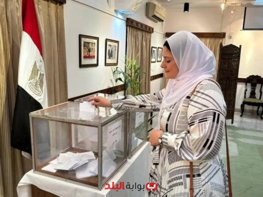 توافد الناخبين المتزايد على لجان التصويت في انتخابات الشيوخ 2025 في الهند وباكستان وبنجلاديش