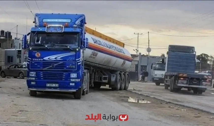 شاحنتان محملتان بـ 107 أطنان من السولار تدخلان قطاع غزة من مصر
