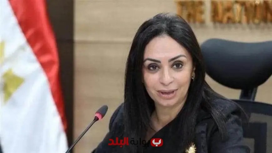 مايا مرسي تحذر من مخاطر تيك توك على المراهقين وتأثيره كالمخدرات بين أصابع اليد