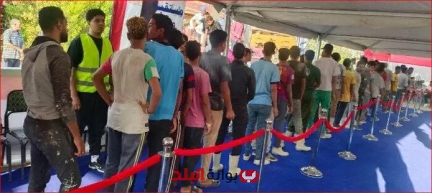 توافد حشود المواطنين أمام لجان مجلس الشيوخ 2025 في الشروق