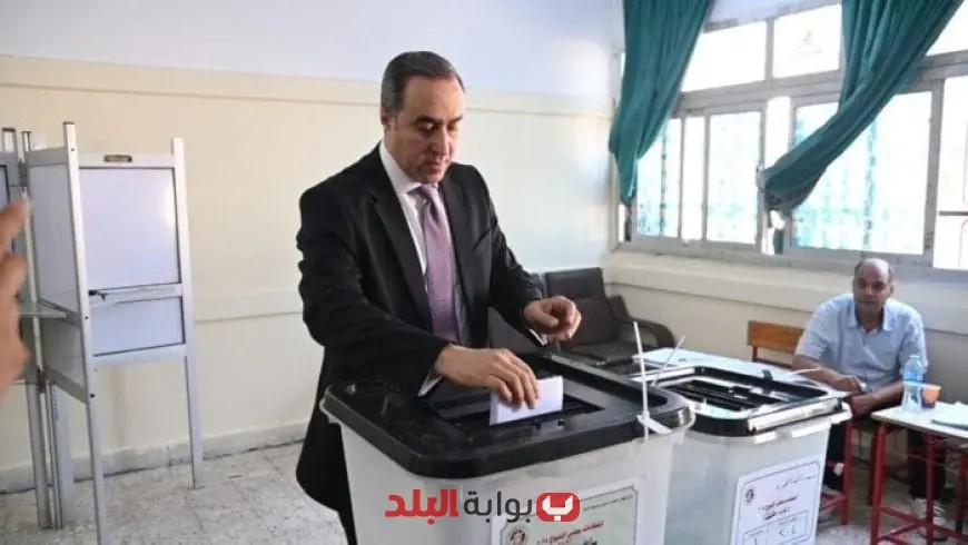 الأمين العام لمجلس النواب يشارك في انتخابات مجلس الشيوخ 2025 ويتوجه لصندوق الاقتراع