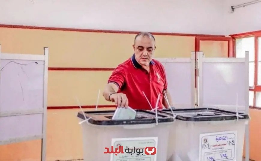 أسامة أبو زيد رئيس نادي الشمس يشارك في انتخابات مجلس الشيوخ ويدلي بصوته