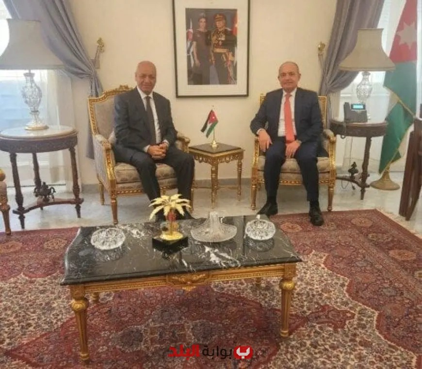 السفير الأردني أمجد العضايلة يرحب بالكاتب الصحفي مصطفى بكري في لقاء مثير