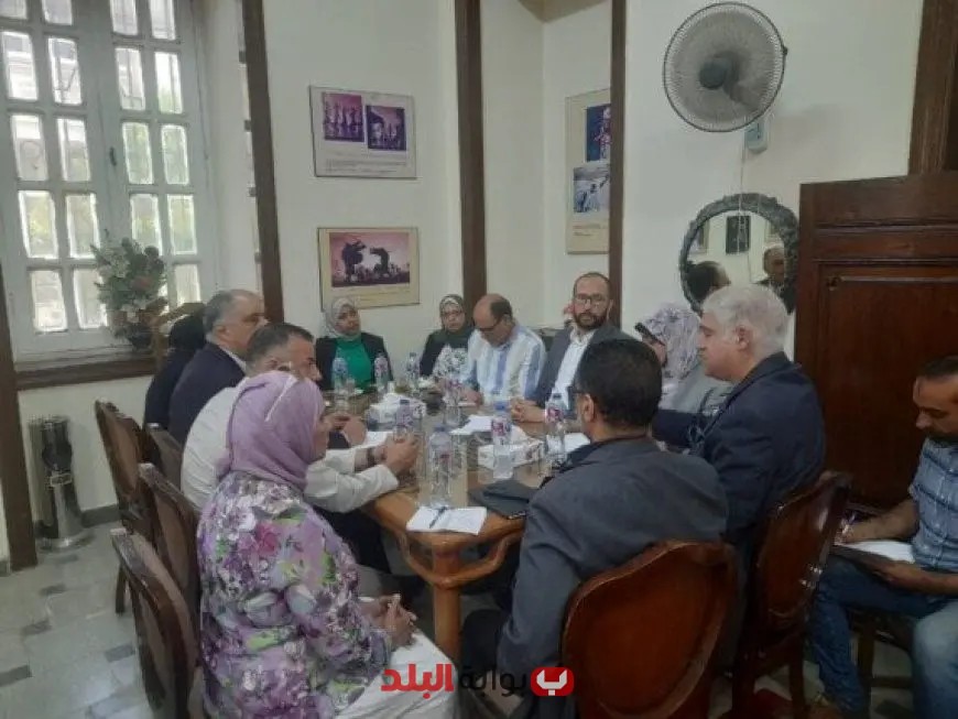 الزراعة تعقد اجتماعًا موسعًا لتعزيز إنتاج العسل المصري وتحقيق التنمية المستدامة