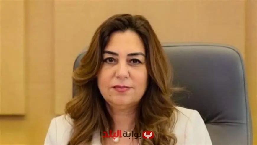 وزيرة التنمية المحلية تودع عامل النظافة الذي فقد حياته أثناء أداء عمله بالزقازيق