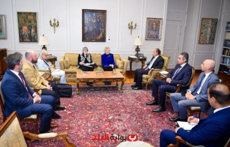 وزير الخارجية يستضيف وفد مجموعة الحكماء لمناقشة آخر تطورات الأوضاع في غزة