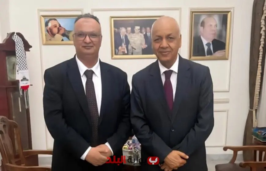 مصطفى بكري ورئيس تحرير الثورة اليمنية يتشاوران حول فرص التعاون وتبادل المعرفة في الإعلام