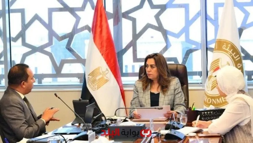 منال عوض تدعو لتعزيز مبادرات تحسين البيئة لمصرف المحيط في المنيا