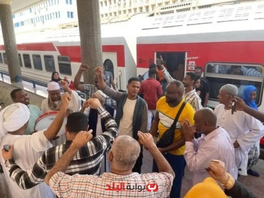 تسيير القطار السادس لتعزيز العودة الطوعية للسودانيين مع صور حصرية