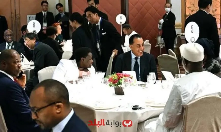 رئيس الوزراء يشارك في مأدبة عشاء رسمية مع قادة الوفود في قمة تيكاد 9