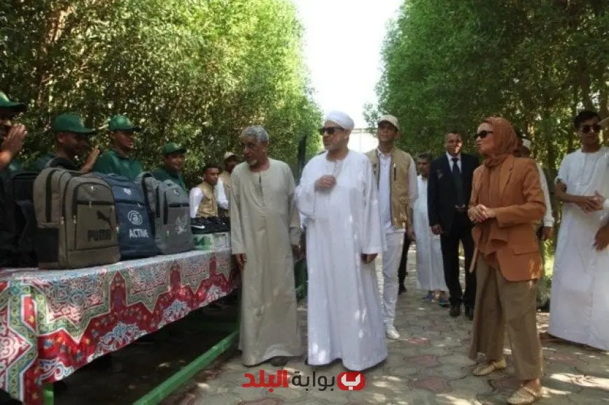 شيخ الأزهر يشارك في إطلاق حملة بيت الزكاة والصدقات نحو المدرسة