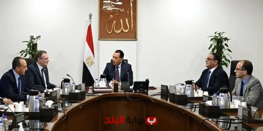 مدبولي يناقش مع رئيس المركزي للتنظيم والإدارة استراتيجيات تحسين الأداء الإداري